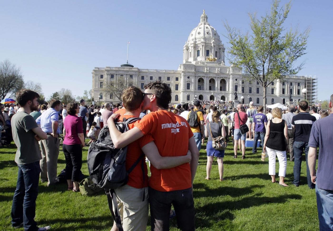 Minnesota approva i matrimoni gay è il 12esimo Stato Usa04