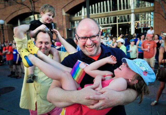 Minnesota approva i matrimoni gay è il 12esimo Stato Usa05
