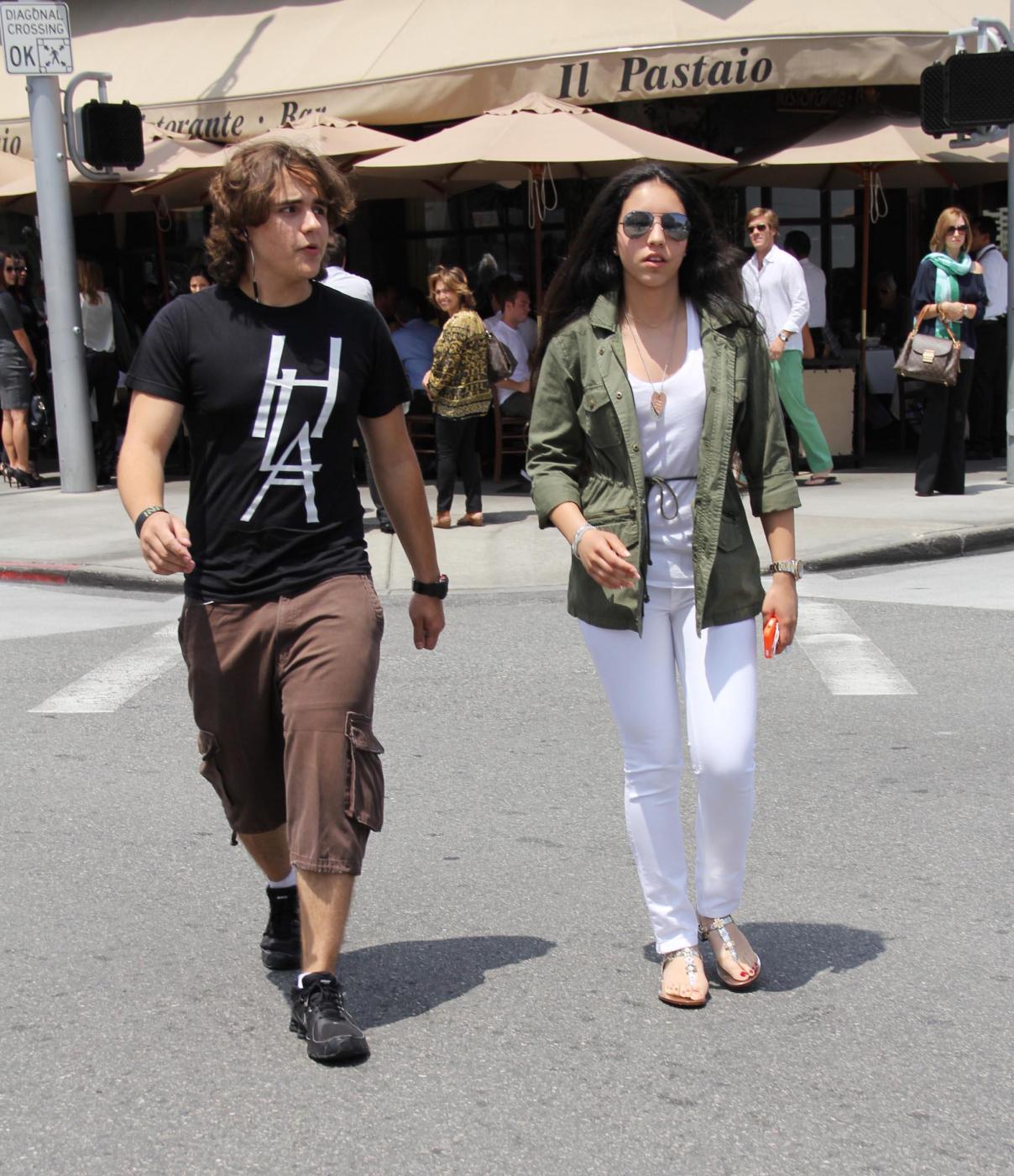 Prince Michael Jackson a pranzo con la fidanzata Remi Alfalah02