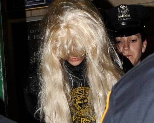 Amanda Bynes arrestata a NewYork04