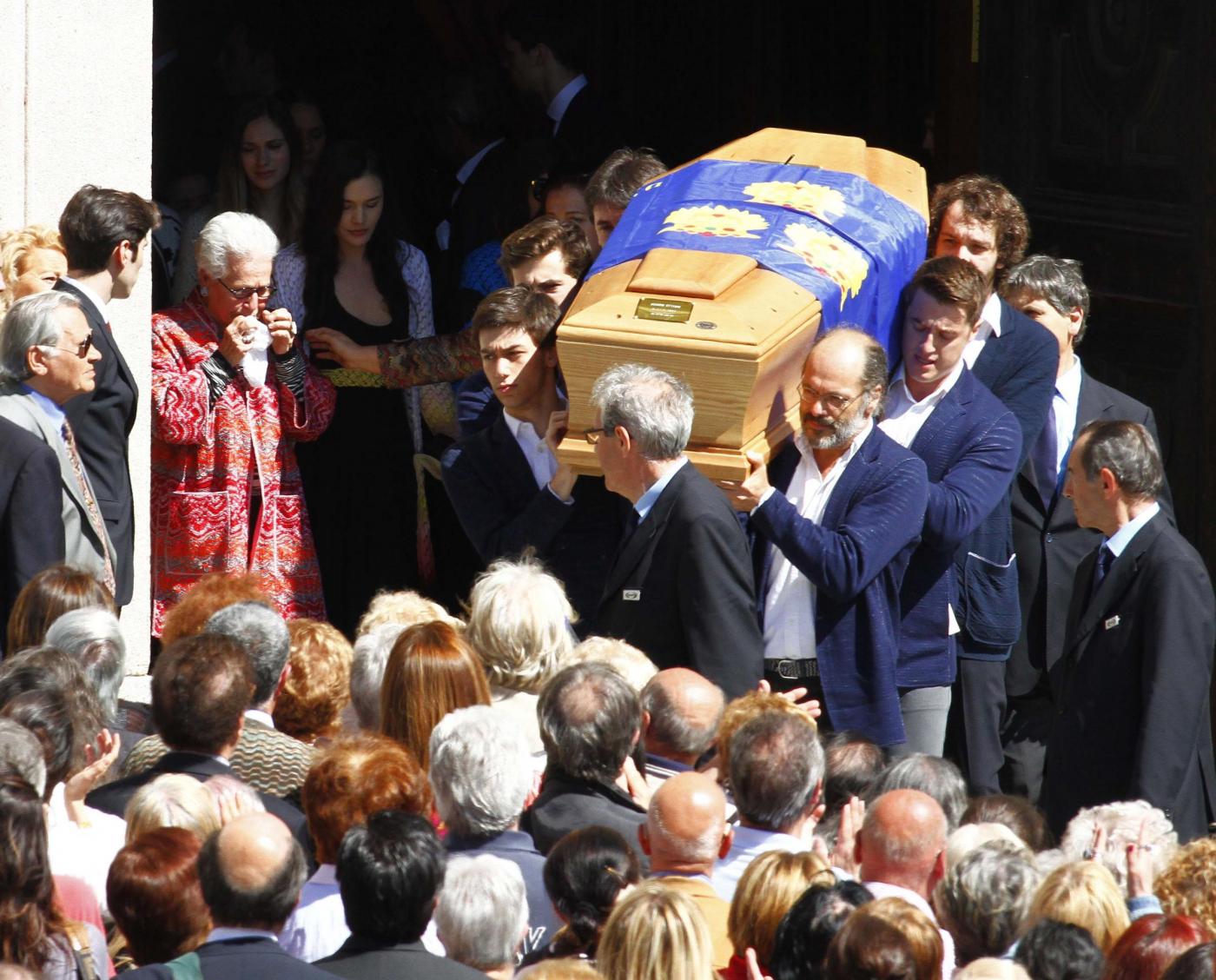 Missoni, i funerali dello stilista: "Ottavio era la moda" 06