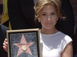 Jennifer Lopez ha una stella sulla Walk of Fame06