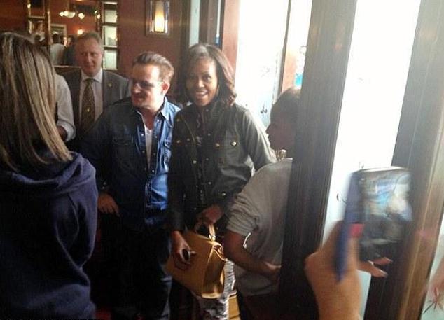 Michelle Obama a pranzo con Bono Vox degli U2 03