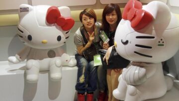 Hello Kitty, la mitica gattina a Taiwan è in versione robot04