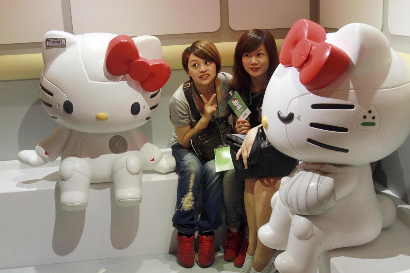 Hello Kitty, la mitica gattina a Taiwan è in versione robot04
