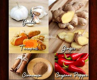 Dieta delle spezie: dimagrire con paprika, aglio e cipolla