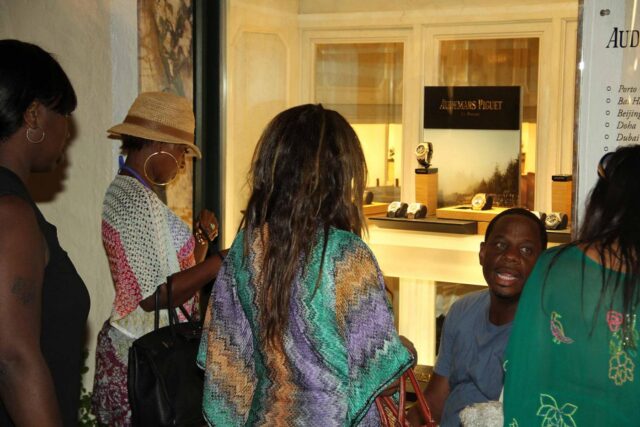 Mary J. Blige, la regina dell'hip hop fa shopping a Porto Cervo col marito01