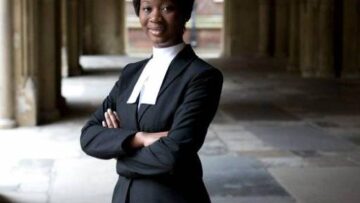 Gabrielle, a 18 anni il volto più giovane tra i legali britannici