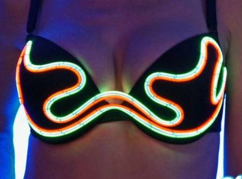 Reggiseno che si illuminano al buio