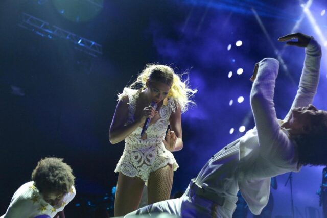 Beyoncé, il "Mrs. Carter World Tour 2013" sbarca a Brasilia 04
