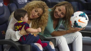 Shakira allo stadio con Milan: papa Gerard è in campo03