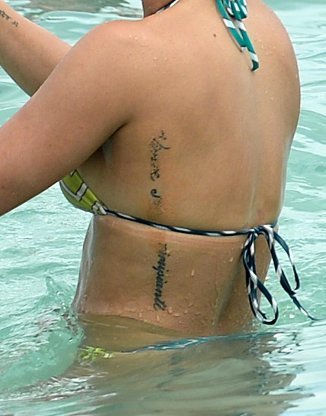 "Vivere Senza Rimipianti", rimosso il tatuaggio sbagliato di Hayden Panettiere 07