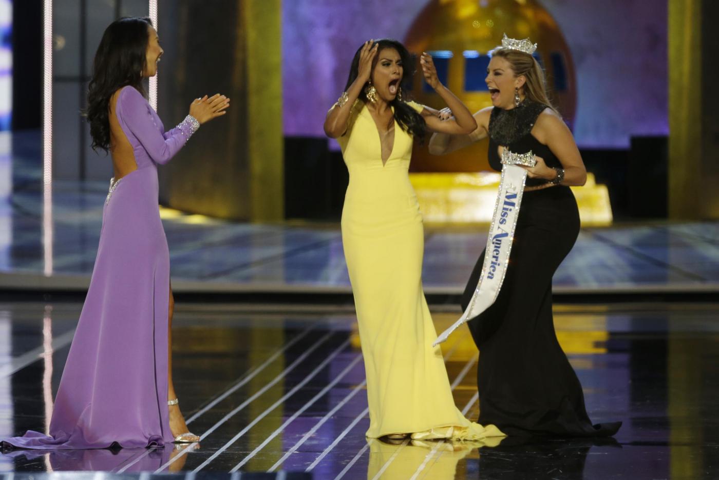 Nina Davuluri, Miss America ha origini indiane: è la prima volta08