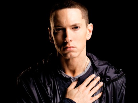 Eminem torna con Rap God e canta di Monica Lewinski (video)