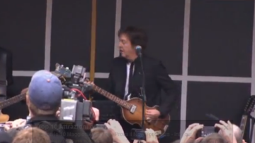 Paul McCartney, concerto a sorpresa a Times Square