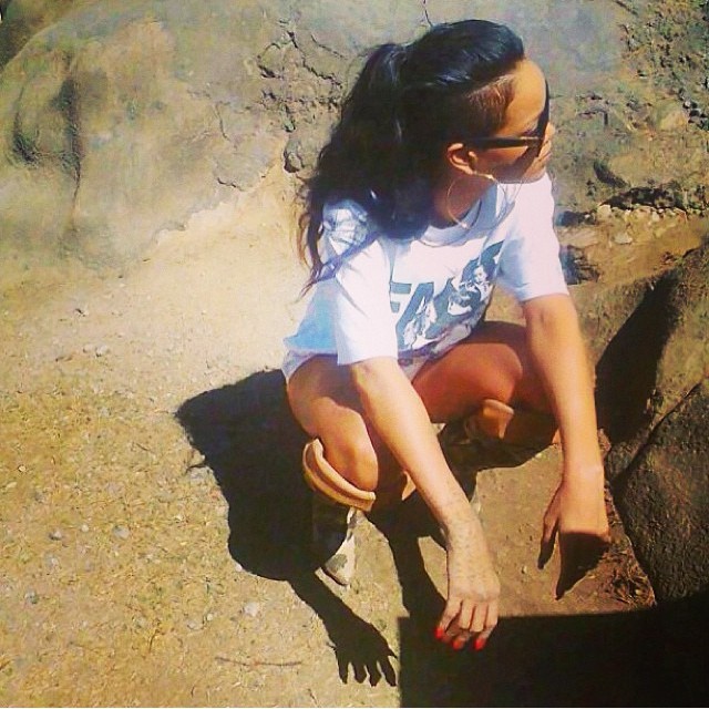 Rihanna allo zoo di Johannesburg: le foto su Instagram 04