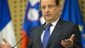 Francois Hollande: "Al Pantheon vengano sepolte solo donne"