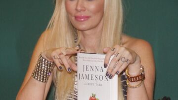 Jenna Jameson, l'ex attrice per film per adulti presenta il nuovo libro08