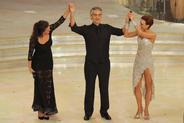 Ballando": Bocelli e la moglie, il valzer di Gabriella Pession e Roberto Imperatori03