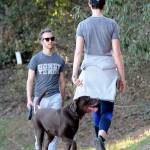 Anne Hathaway, jogging con il marito Adam Shulman07