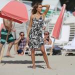 Jessica Hart, l'Angelo di Victoria's Secret posa in spiaggia di Miami 010