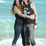 Steven Tyler e le figlie in spiaggia a Miami02