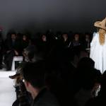 La sfilata Schiaparelli alla Settimana della Moda di Parigi06