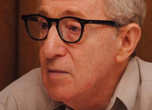 Woody Allen si difende: "Mai molestato la piccola Dylan"