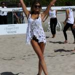 Modelle Sports Illustrated ad un torneo di Beach volley 03