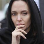 Angelina Jolie in Bosnia contro stupri in guerra03