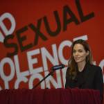 Angelina Jolie in Bosnia contro stupri in guerra04