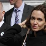 Angelina Jolie in Bosnia contro stupri in guerra07