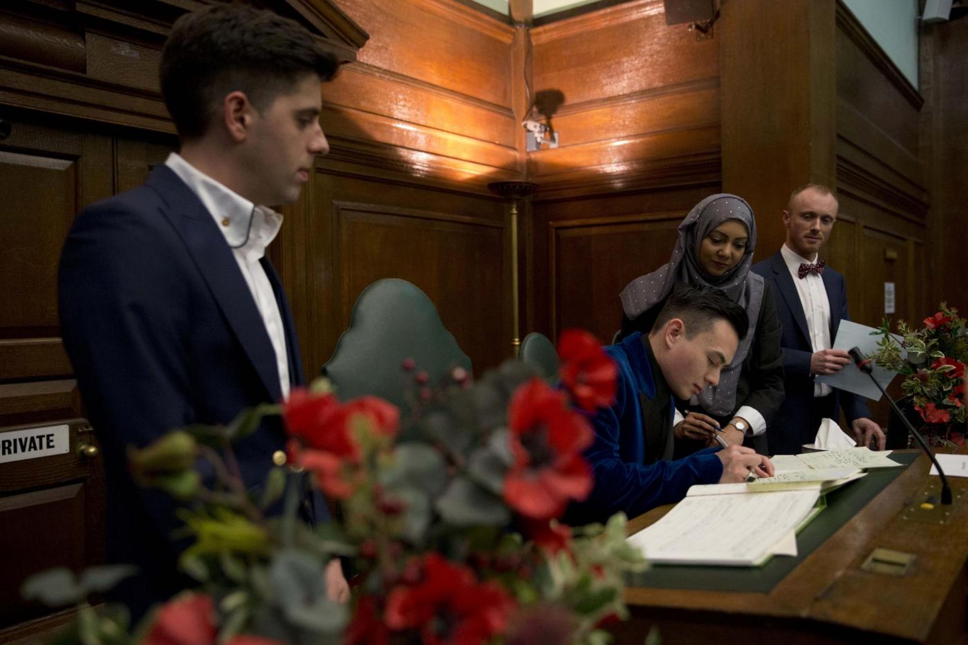 Gb, nozze gay legali le foto del primo matrimonio02