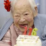Misao Okawa compie 116 anni è la donna più vecchia del mondo02