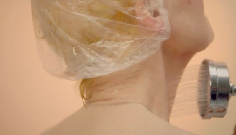 Vivienne Westwood, spot per la Peta03