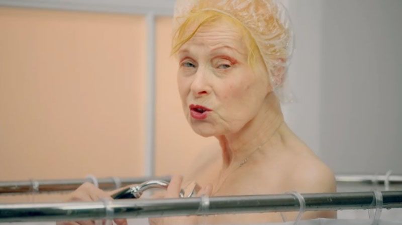 Vivienne Westwood, spot per la Peta05