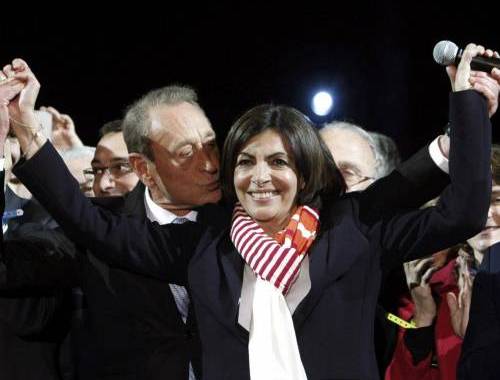 Parigi è donna: Anne Hidalgo la prima donna sindaco della capitale francese