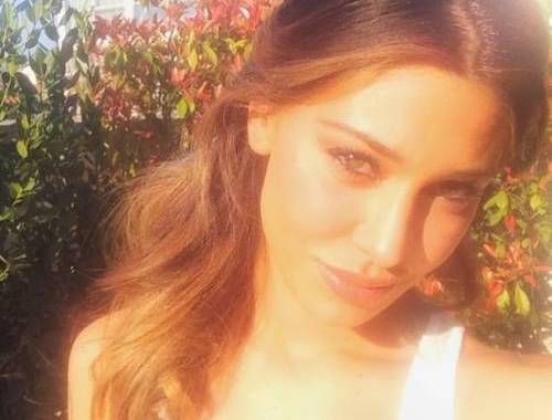 Belen Rodriguez: "Seno rifatto? Sono pentita. Siamo belle anche con una seconda"