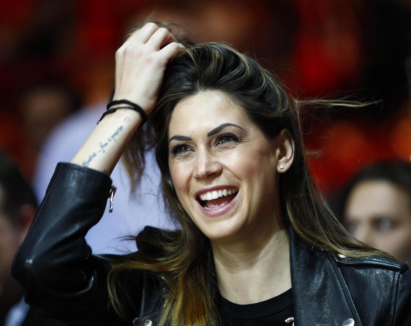 Melissa Satta e Kevin Price Boateng innamorati alla partita di basket02