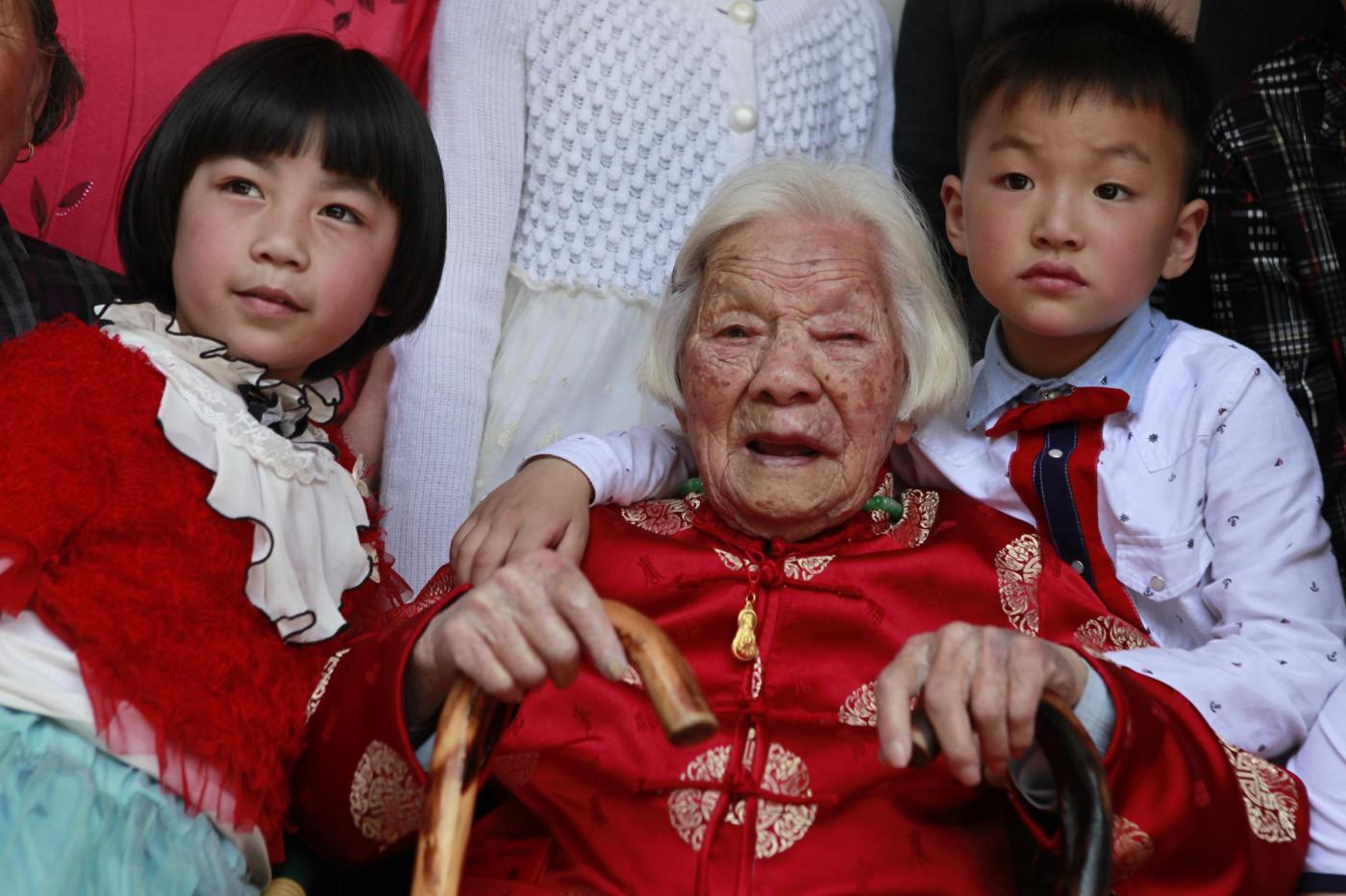 Zhu Jinjuan, la nonnina cinese festeggia i suoi 110 anni02