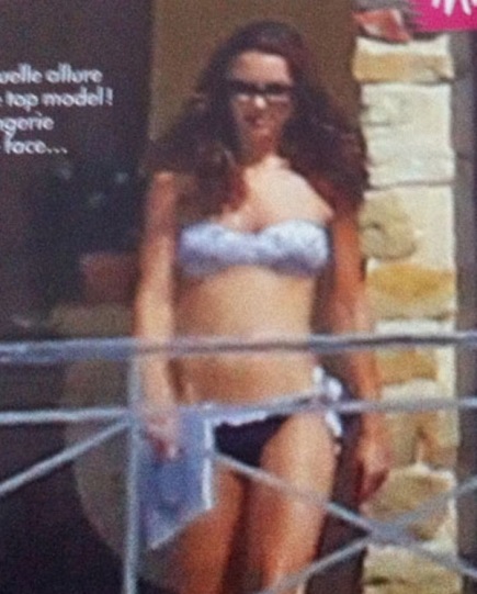 Le immagini di Kate Middleton in topless che fecero scandalo a settembre 2012  apparse sul magazine "Closer"