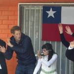 Cile, principino Harry balla il Gangnam Style con i disabili05