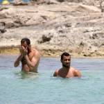 Fabio Quagliarella mostra i muscoli a Formentera08