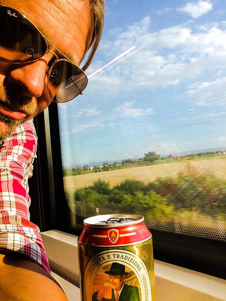 Will Hunt, il sexy batterista di Vasco che ha mandato le fan in delirio (video)