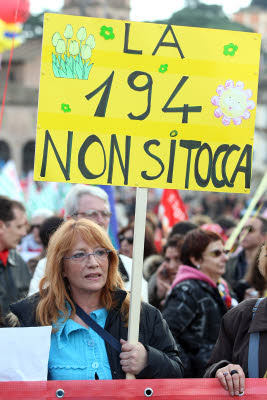 Aborto, nei consultori del Lazio vietata l'obiezione