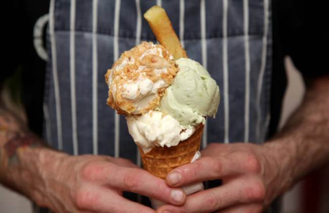 Gelato al gusto fish and chips: una patatina fritta al posto della cialda (foto)