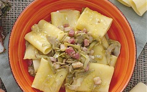 Ricette di primi: paccheri alla carbonara di carciofi