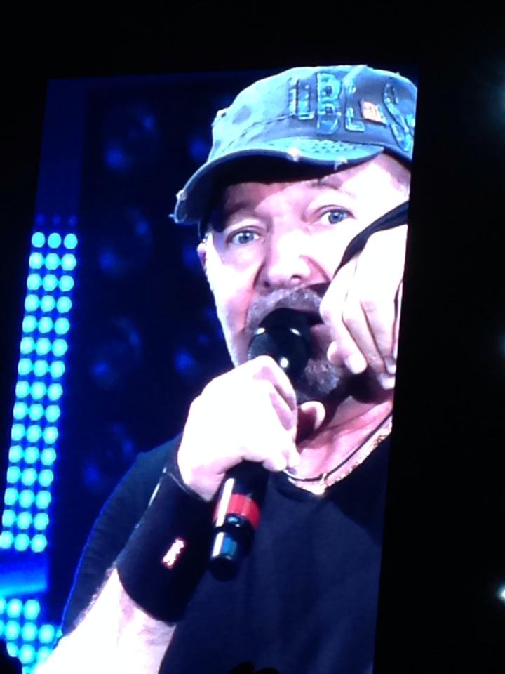 Vasco Rossi, live "esplosivo" per la prima data del Tour (foto)