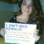 #WomenAgainstFeminism, l'hashtag delle donne che odiano il femminismo (foto)