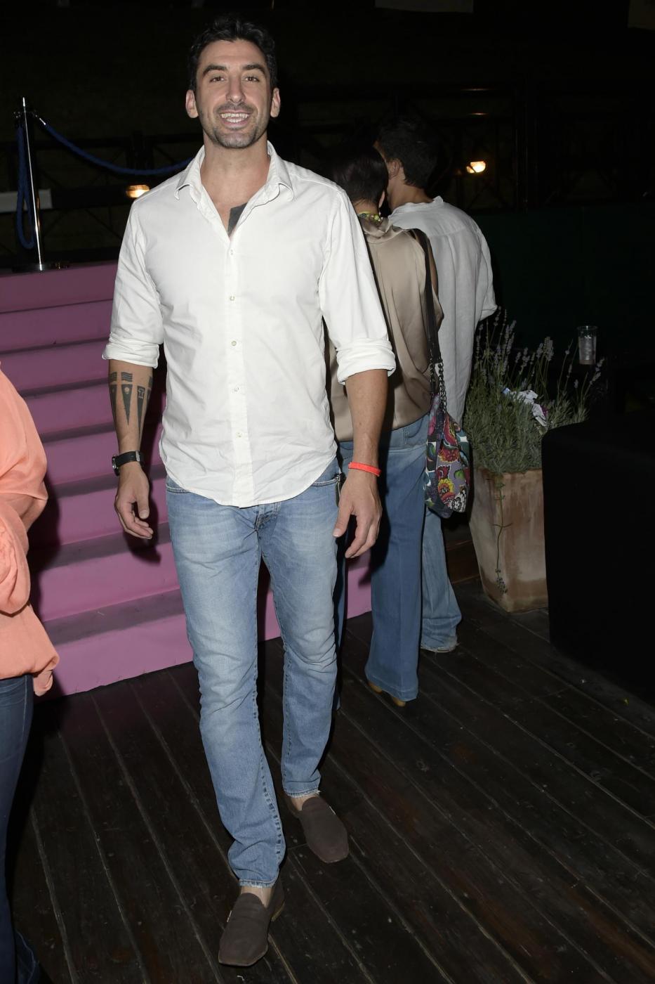 Flower Power Party, la festa in stile hippy con mille invitati22